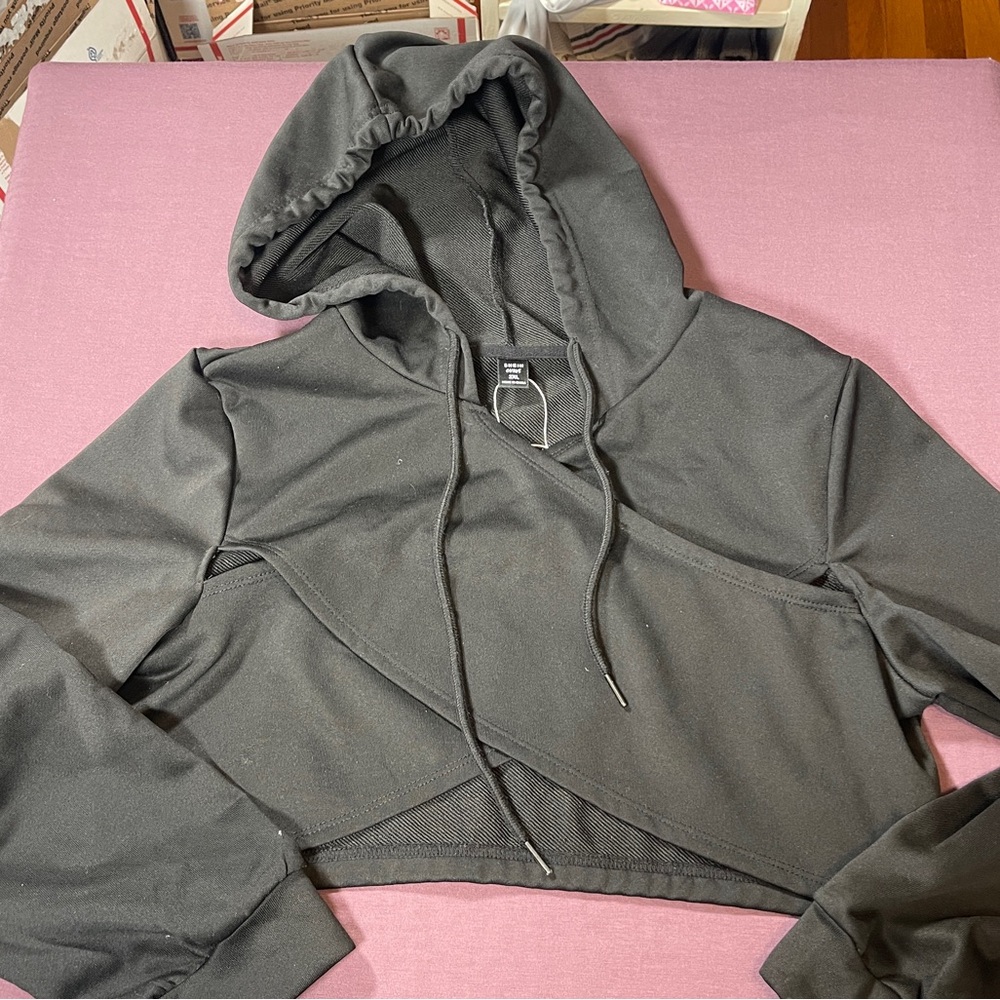 Cross Gym Hoodie Cropped Long Sleeve Cover Up - Size 2XL